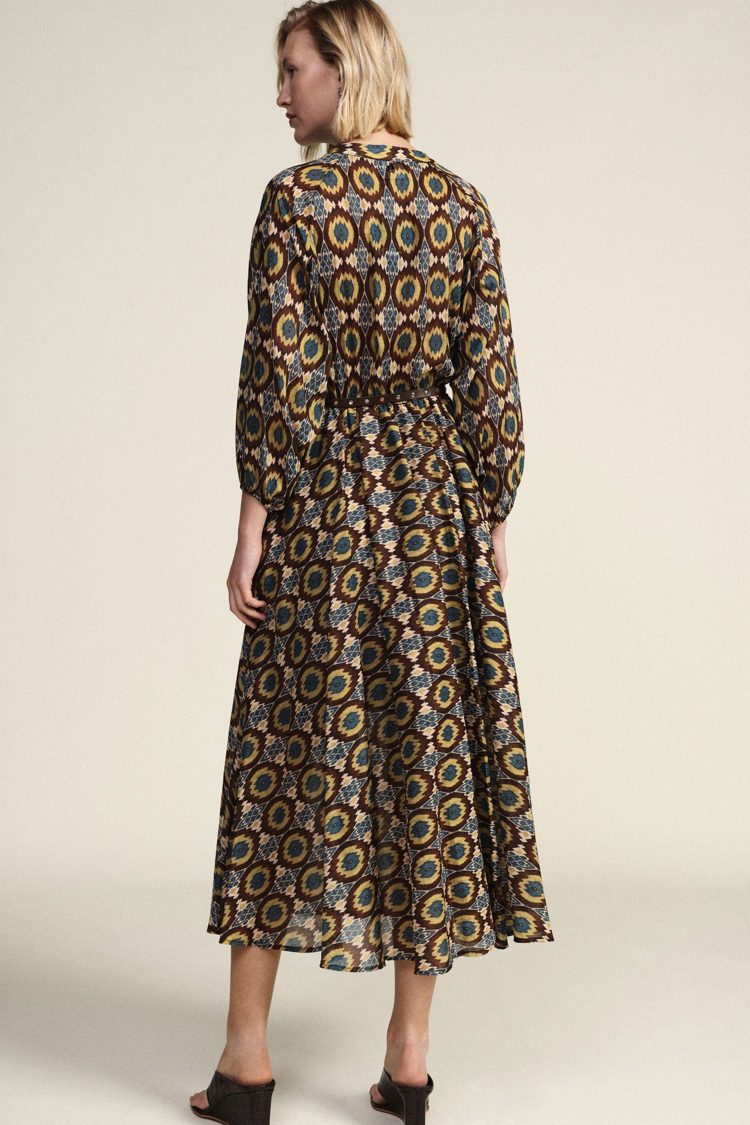 Robe alisha