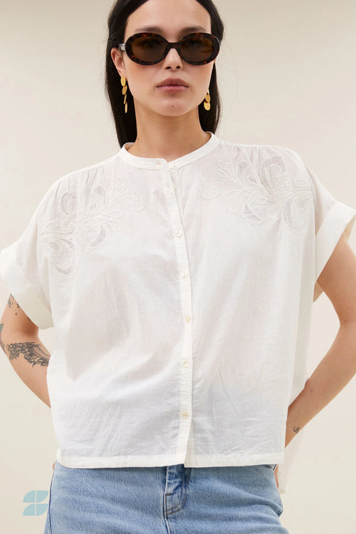 Ally blouse off white