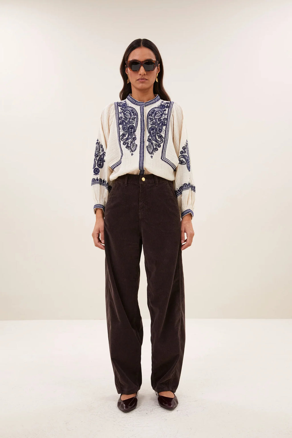 Senne embroidery blouse - Sand