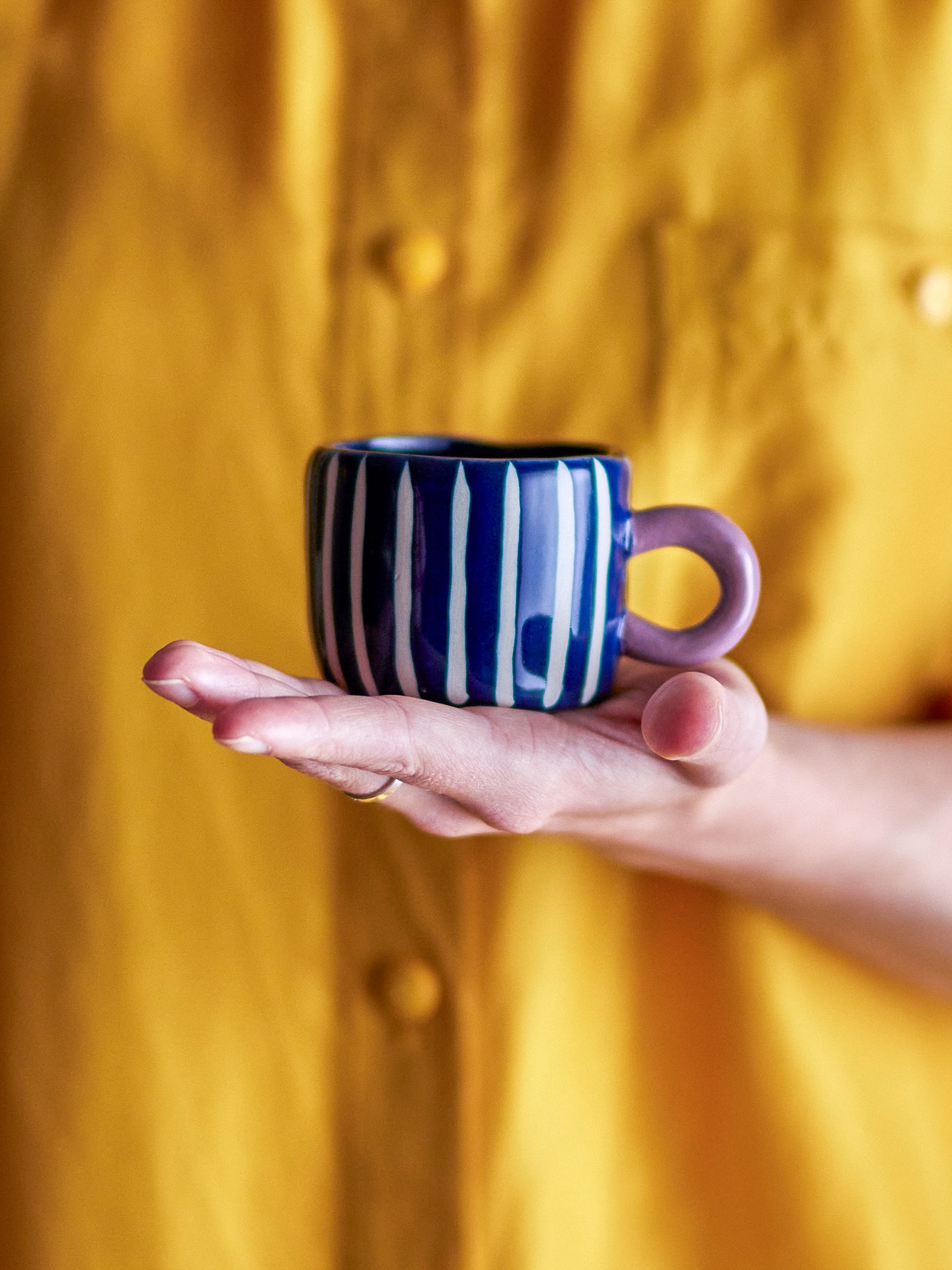 Nini Tasse bleue à rayures
