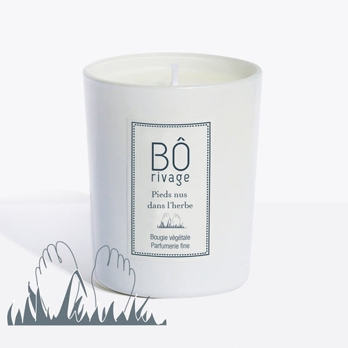 Bougie - pieds nus dans l'herbe