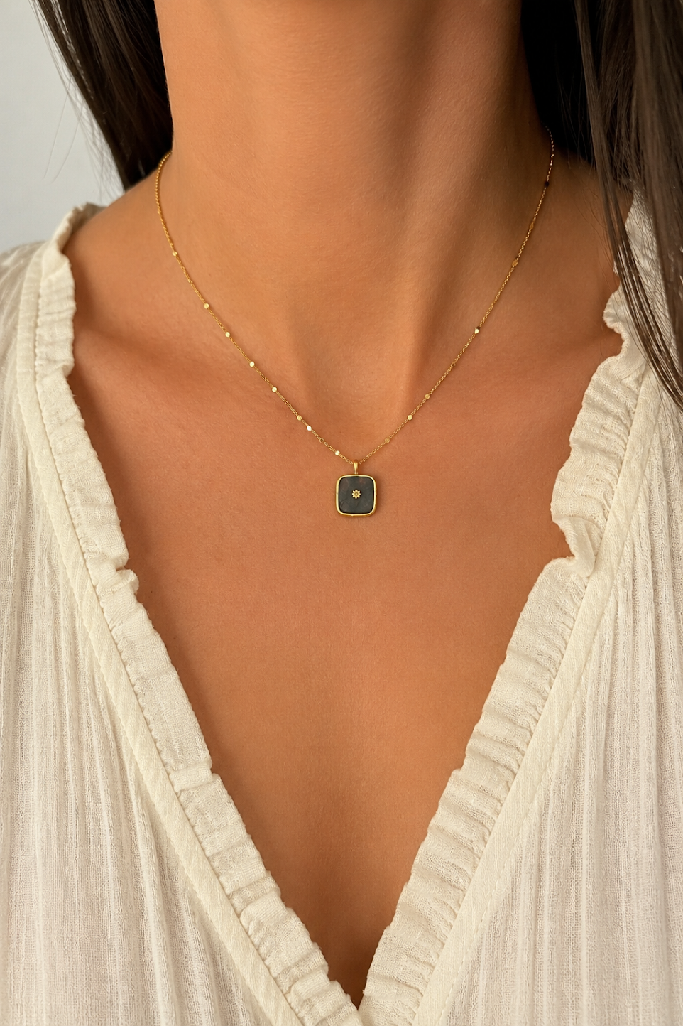 Collier - Carré labrodorite