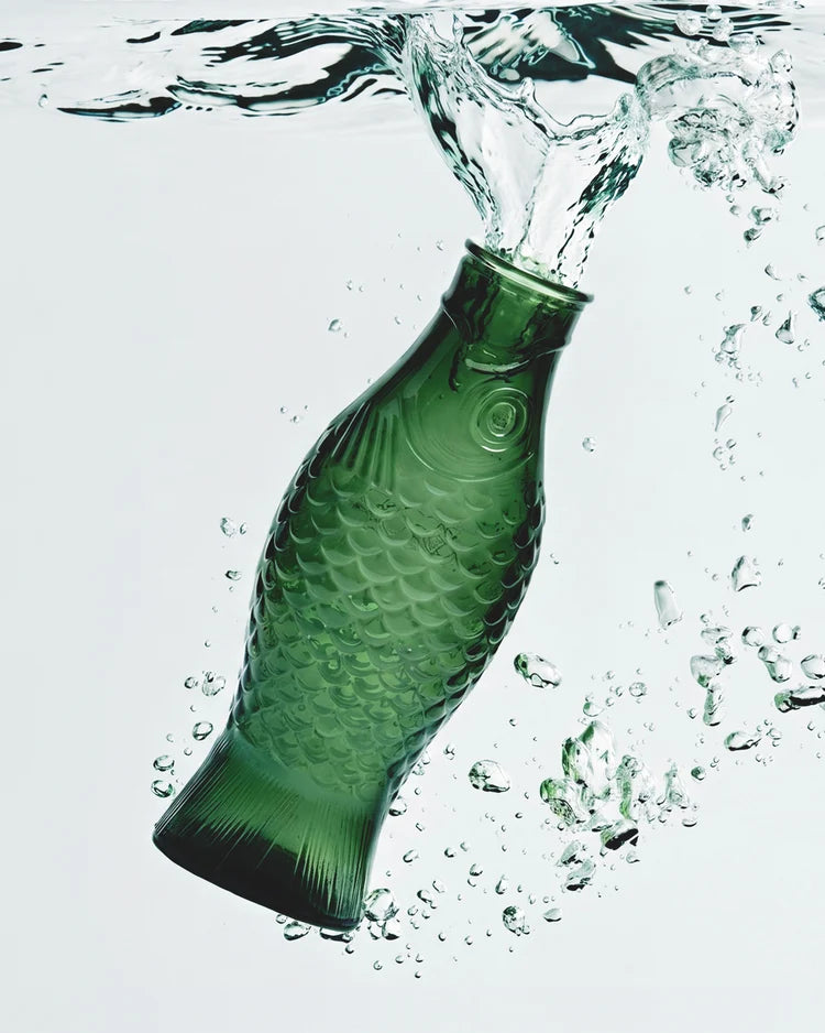 Carafe FIsh - Vert foncé par Paola Navone