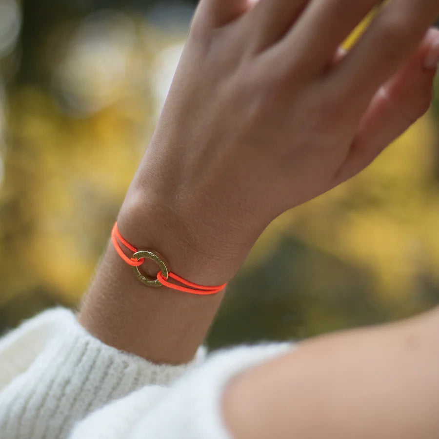 Bracelet cercle martelé plaqué or - Orange
