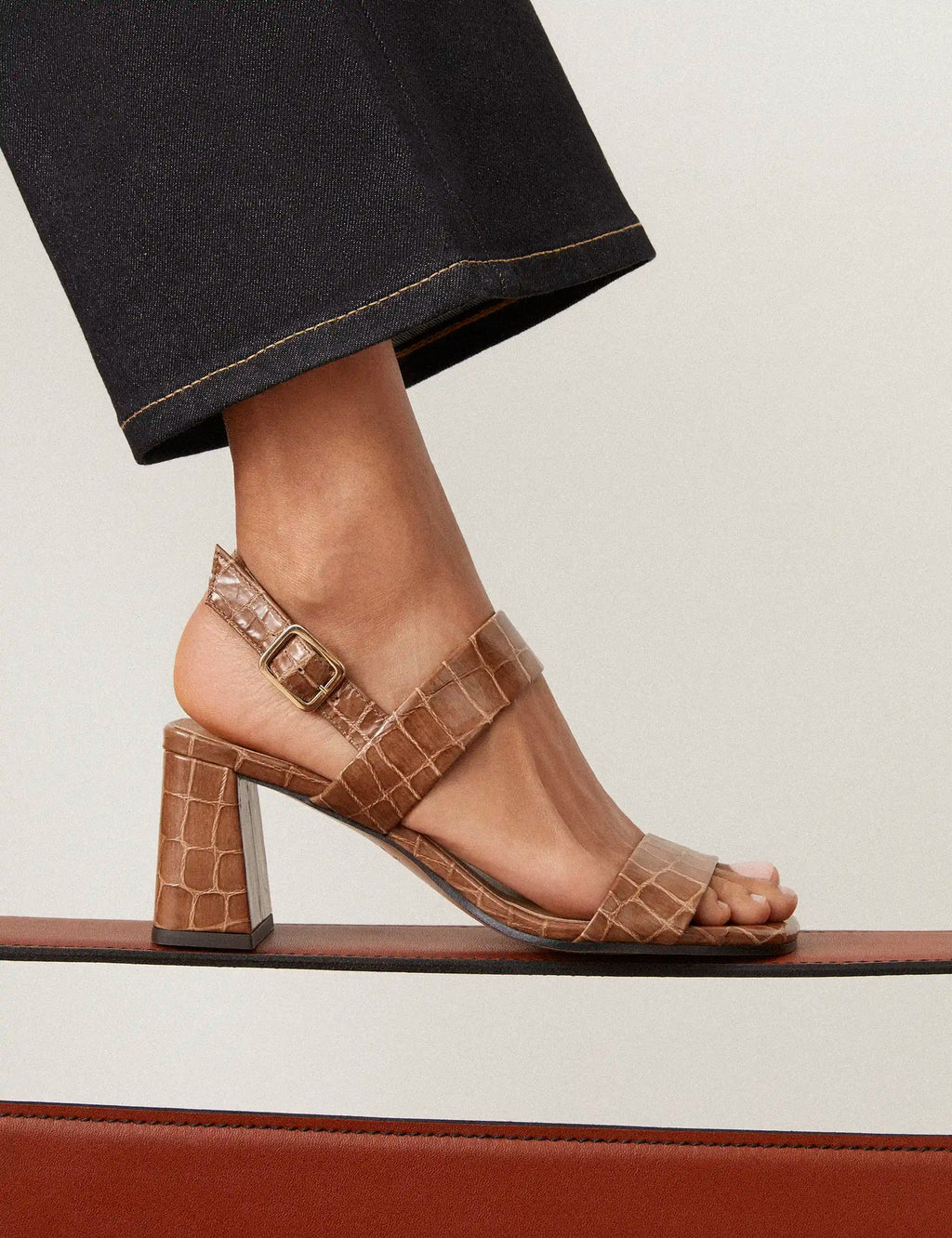 Sandales N°624 cuir coco taupe