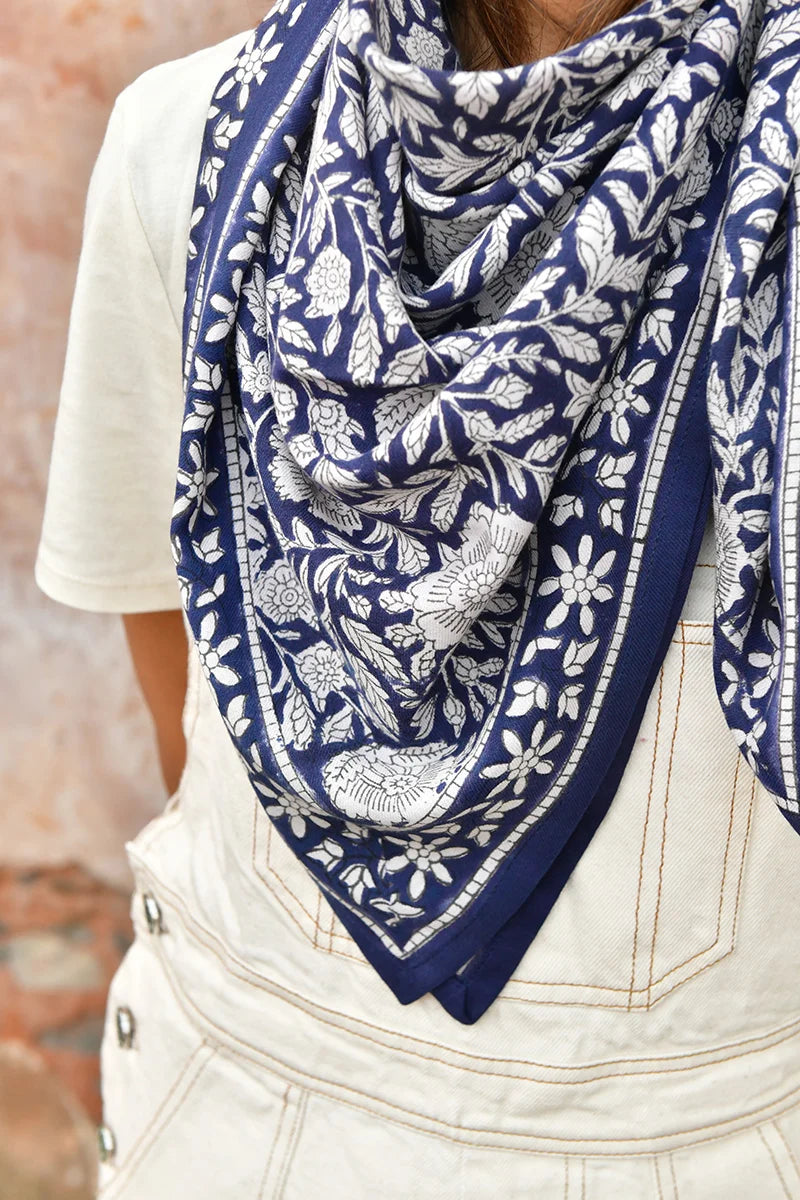 GRAND FOULARD ANTIOCHE BLEU MARINE