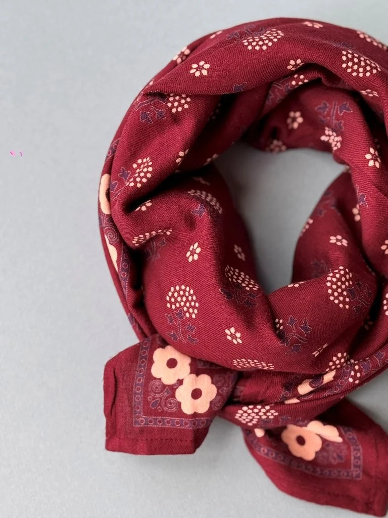 GRAND FOULARD ANASTASE BORDEAUX