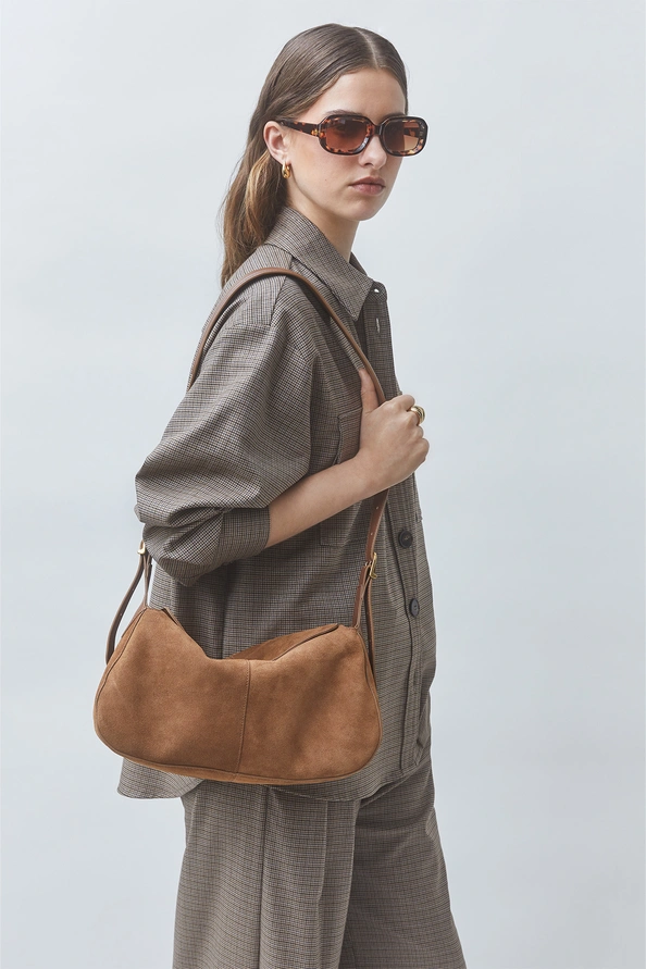 CARMEN Sac à main en daim camel