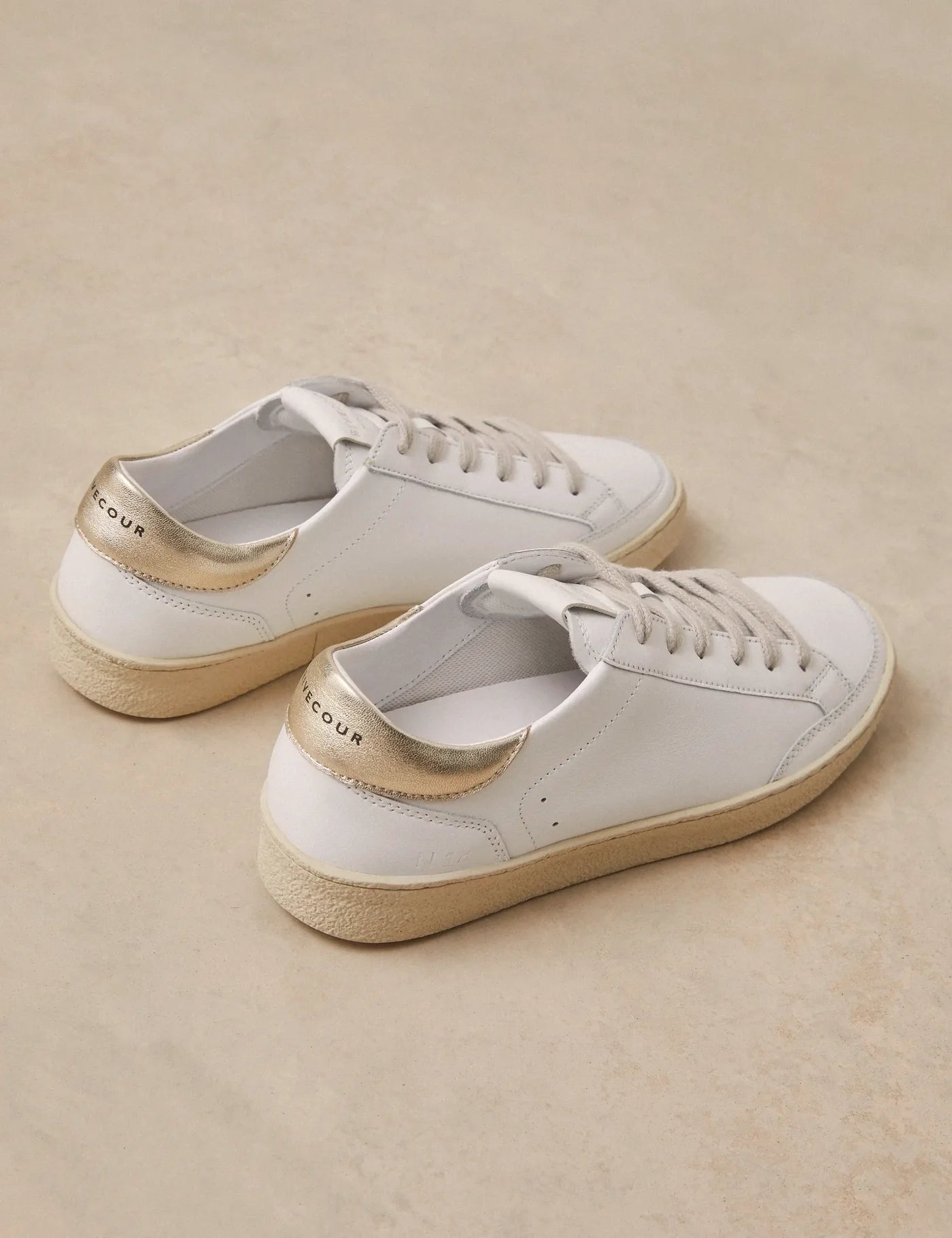 Baskets N°14 cuir blanc/dore
